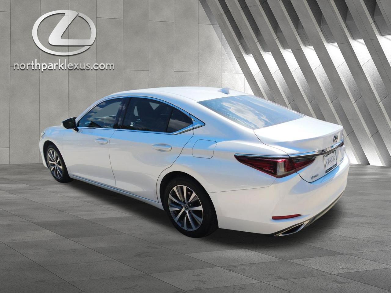 2021 Lexus ES 350
