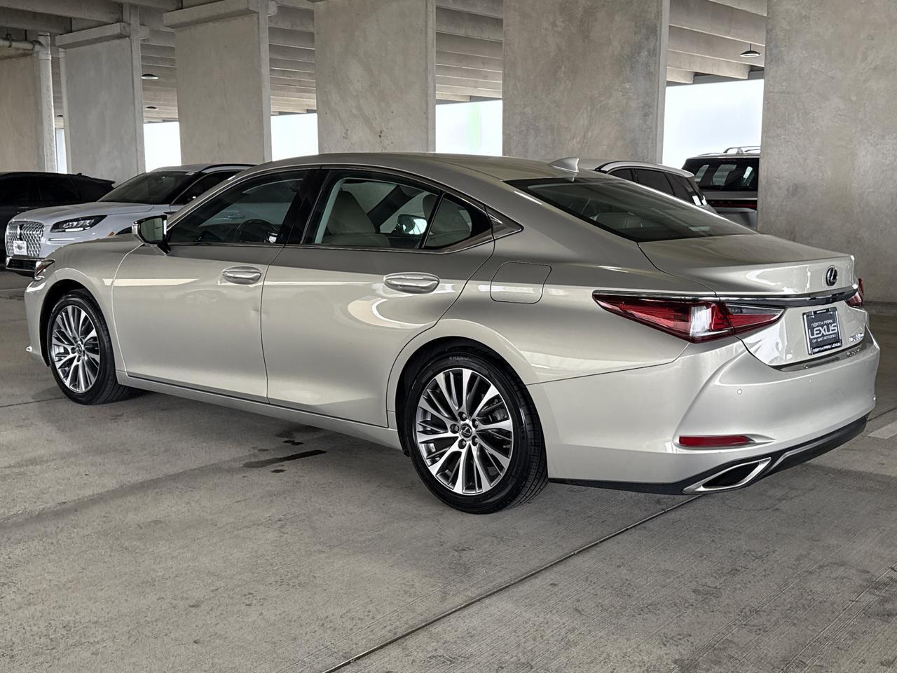 2021 Lexus ES 350