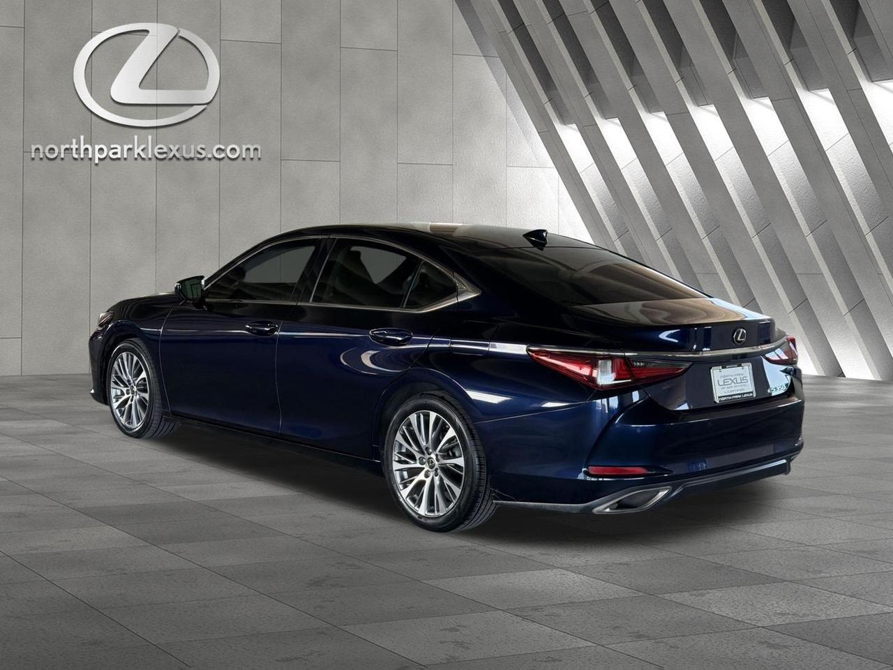 2021 Lexus ES 350