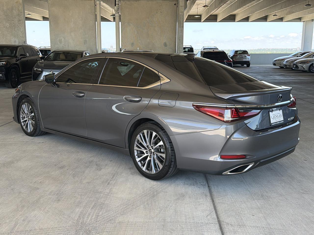2021 Lexus ES 350