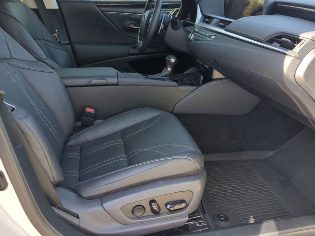 2021 Lexus ES 350 Ultra Luxury