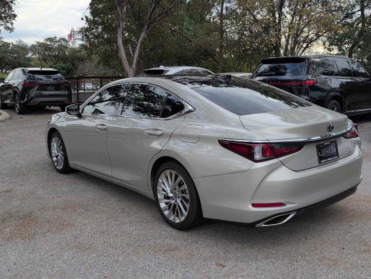 2021 Lexus ES 350 Ultra Luxury