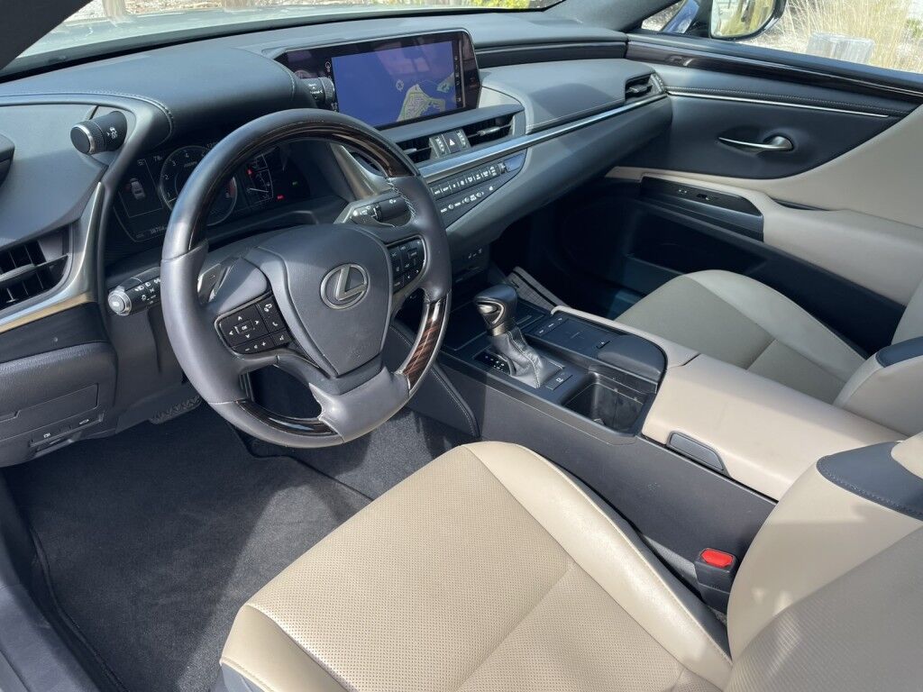 2021 Lexus ES 350~NAVIGATION~ADAPTIVE CRUISE CONTROL~REMAINDER OF FACTORY WARRANTY~ONLINE FINANCE AND SHIPPING AVAILABLE!!! Sarasota FL