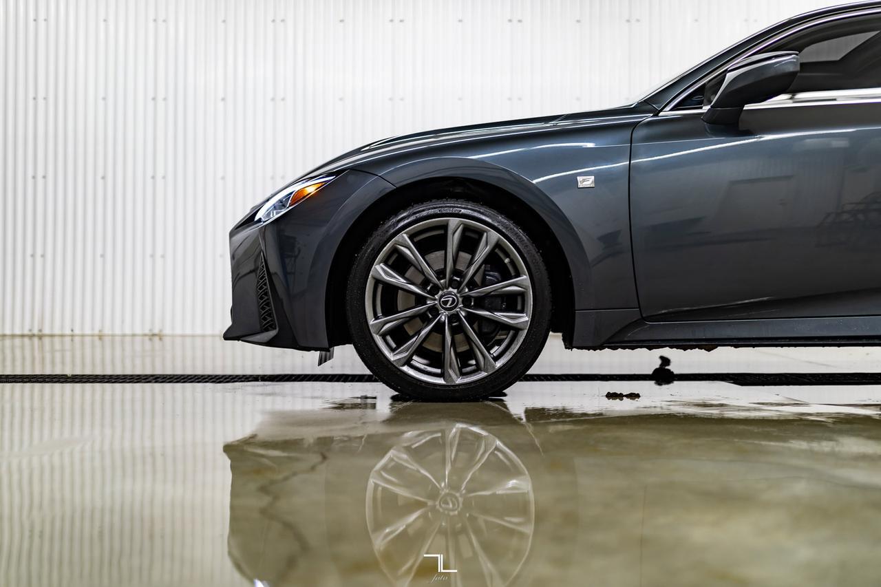 2021 Lexus IS 300 AWD F-Sport Leather Roof Nav BCam Red Deer AB