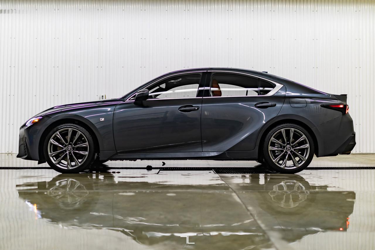 2021 Lexus IS 300 AWD F-Sport Leather Roof Nav BCam Red Deer AB