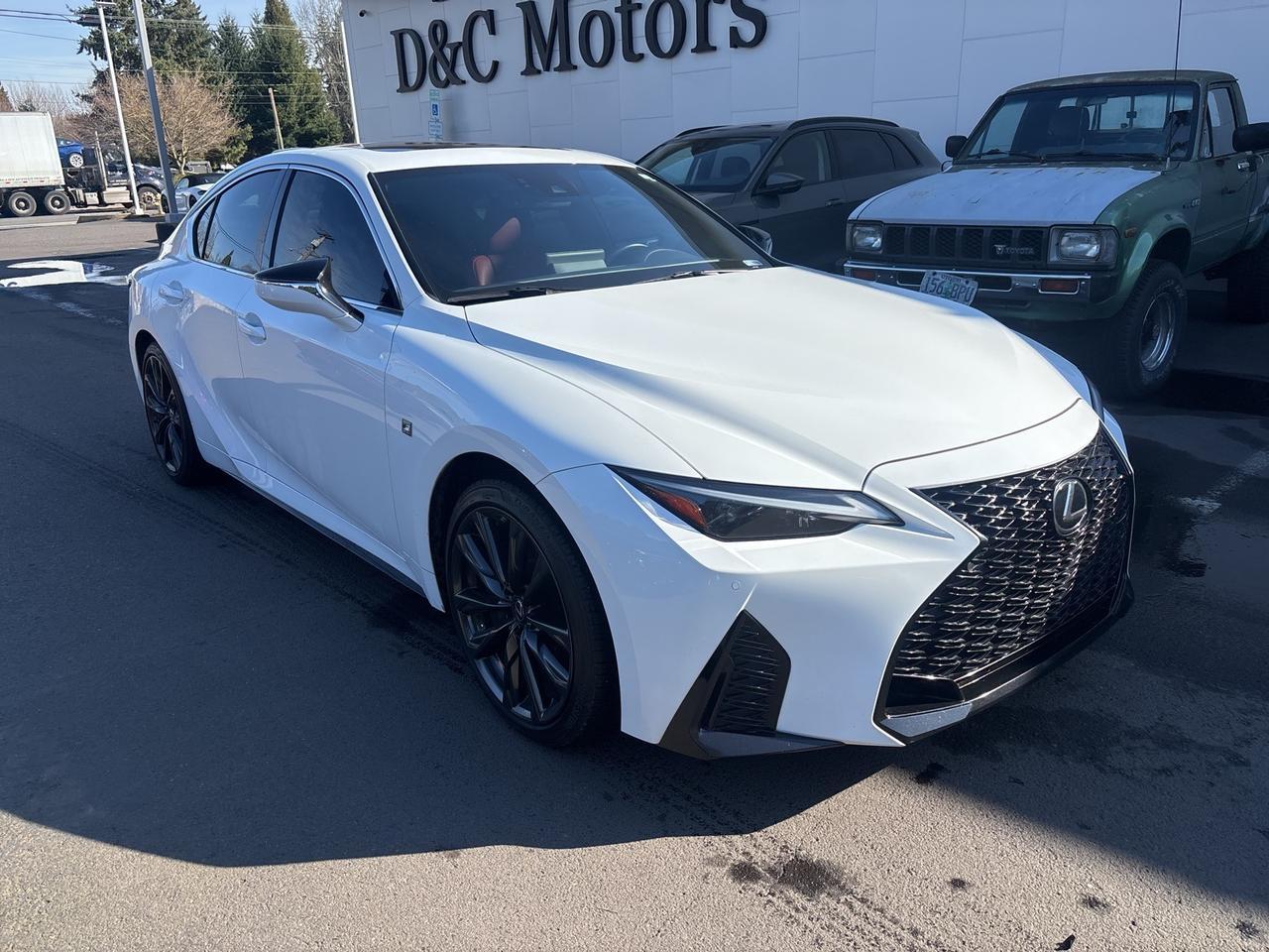 2021 Lexus IS