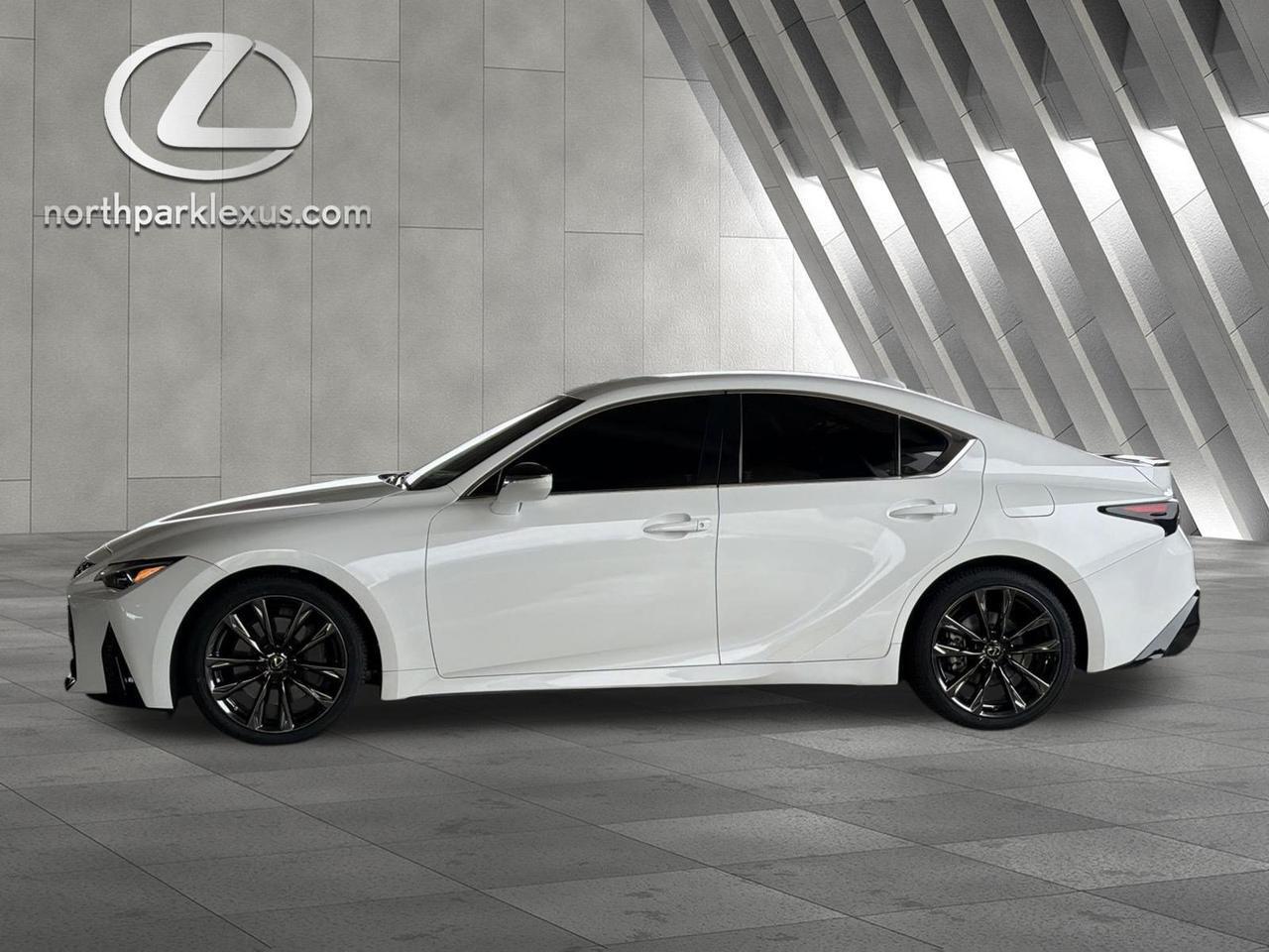 2021 Lexus IS