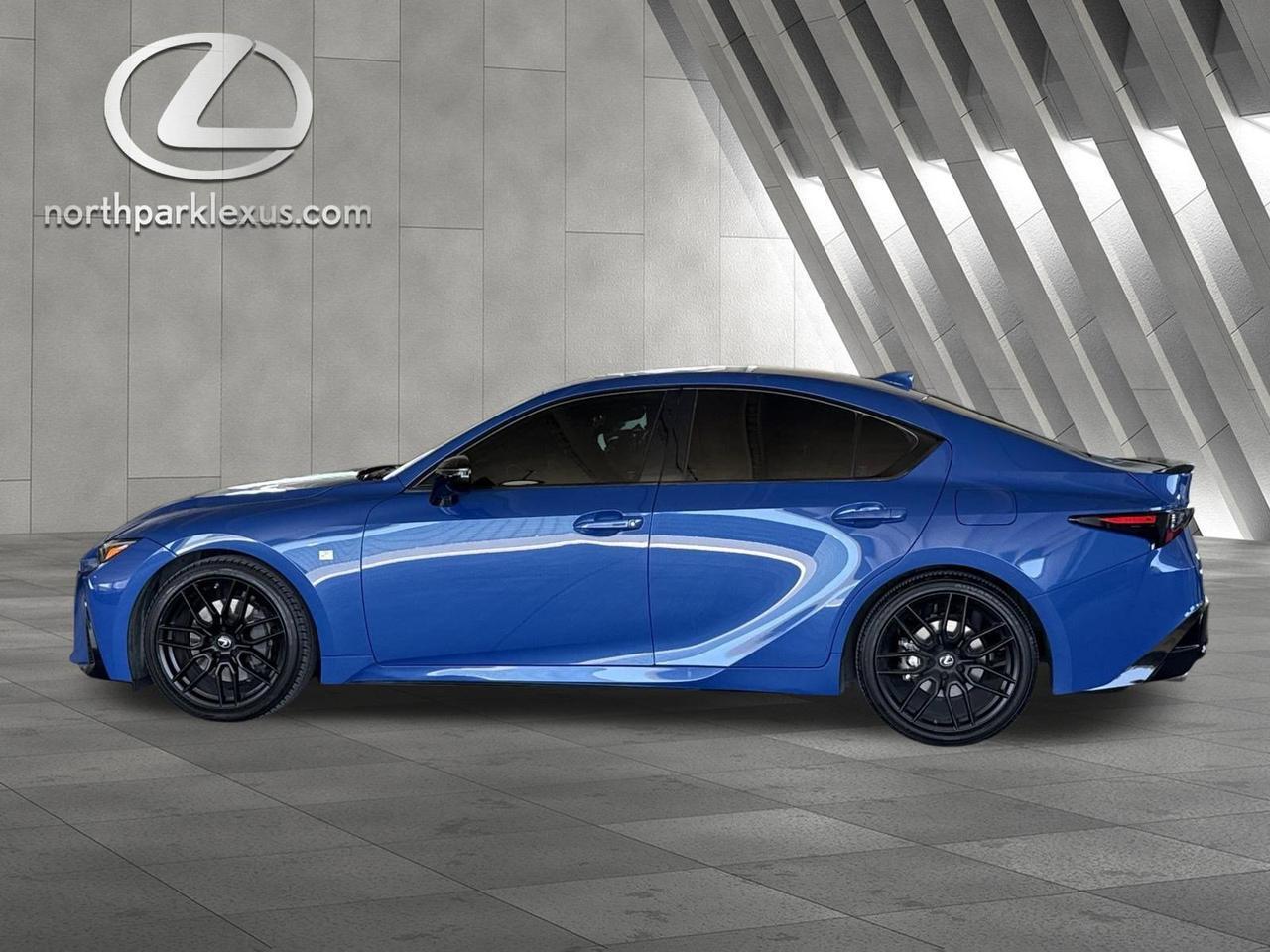 2021 Lexus IS