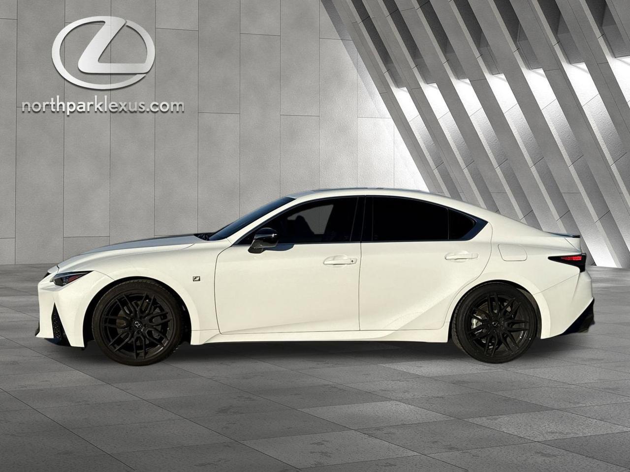 2021 Lexus IS