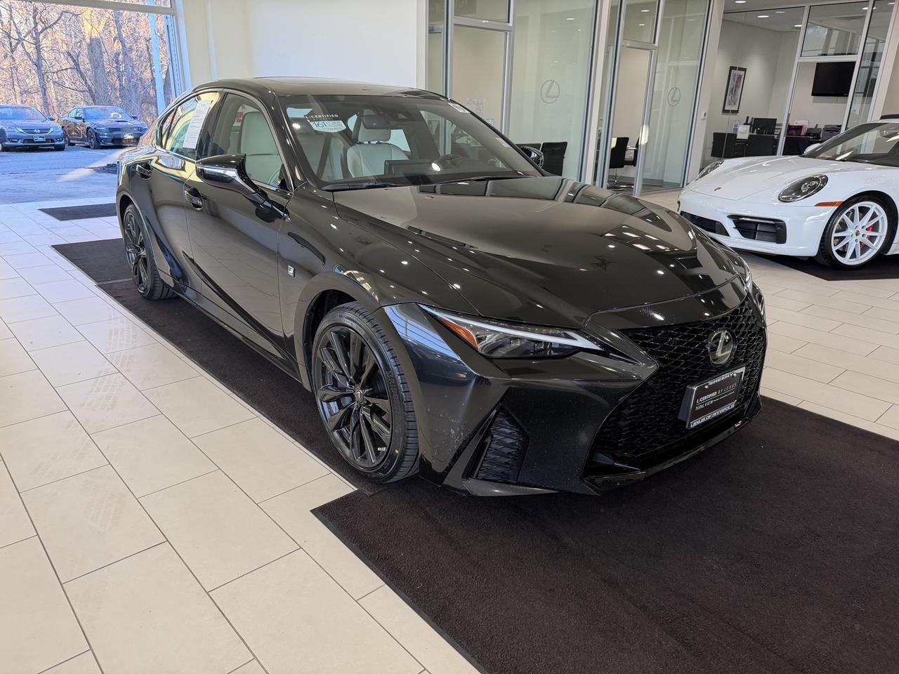2021 Lexus IS