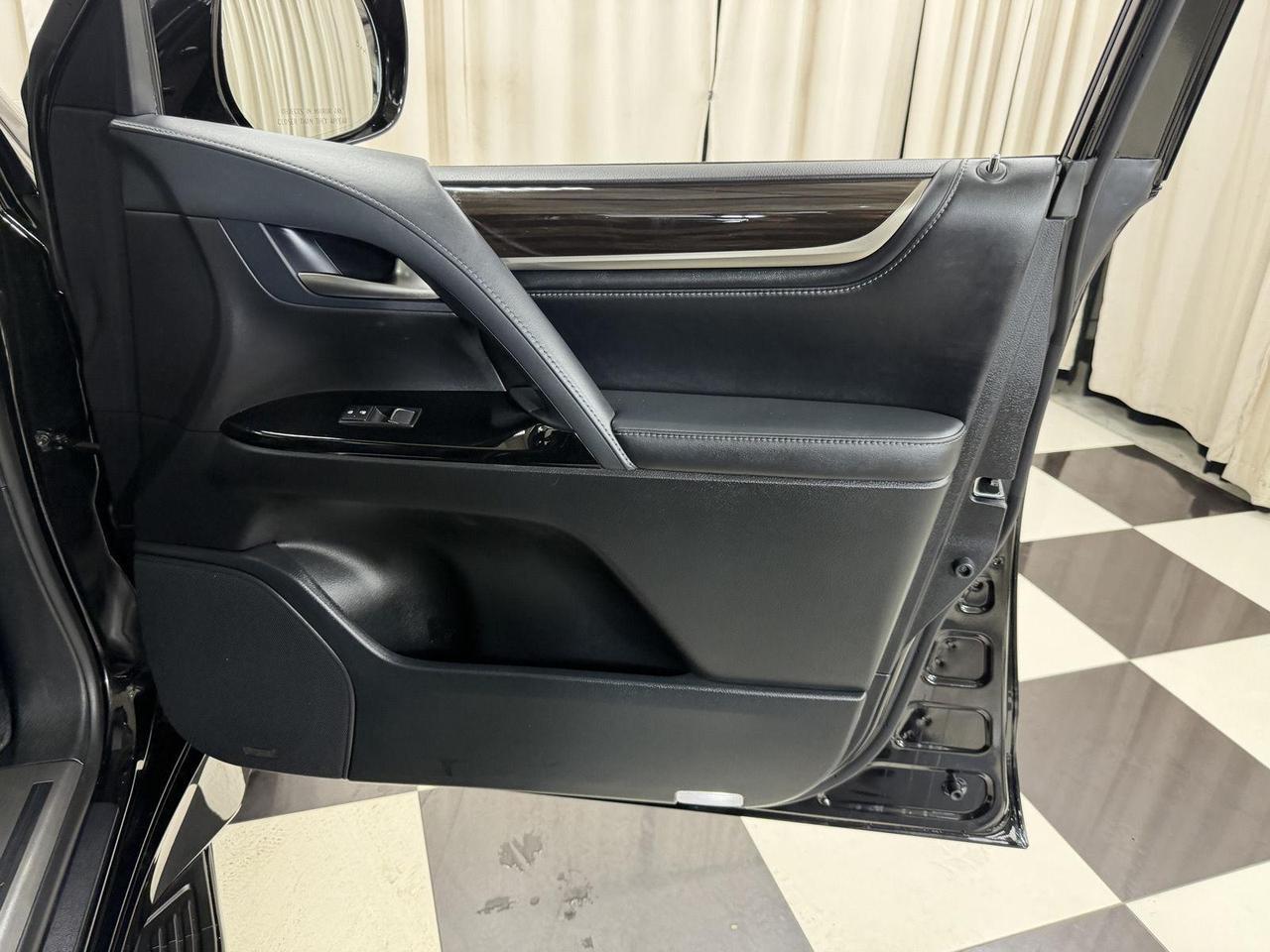 2021 Lexus LX 570 Annapolis MD