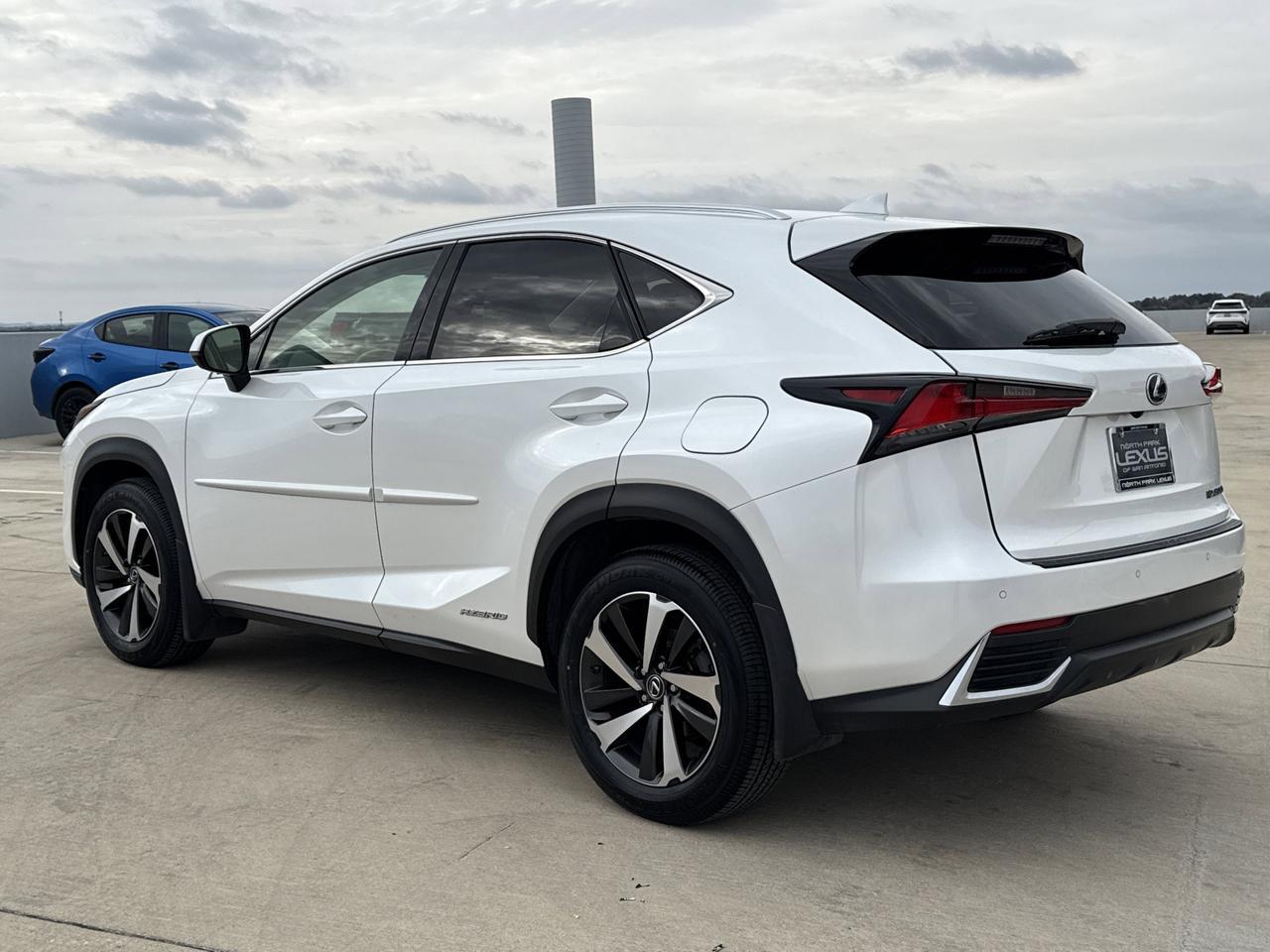 2021 Lexus NX 300h Luxury