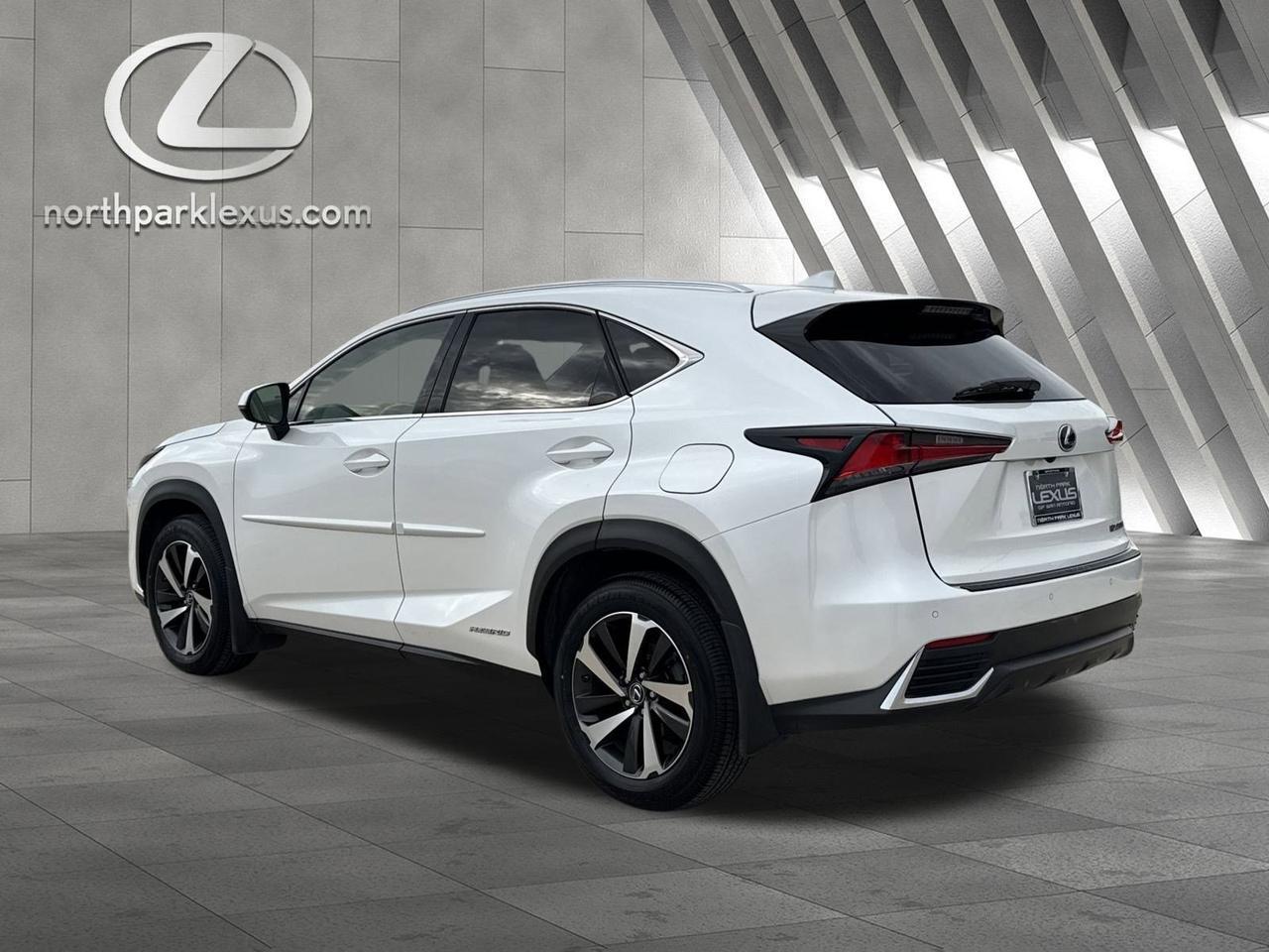 2021 Lexus NX 300h Luxury
