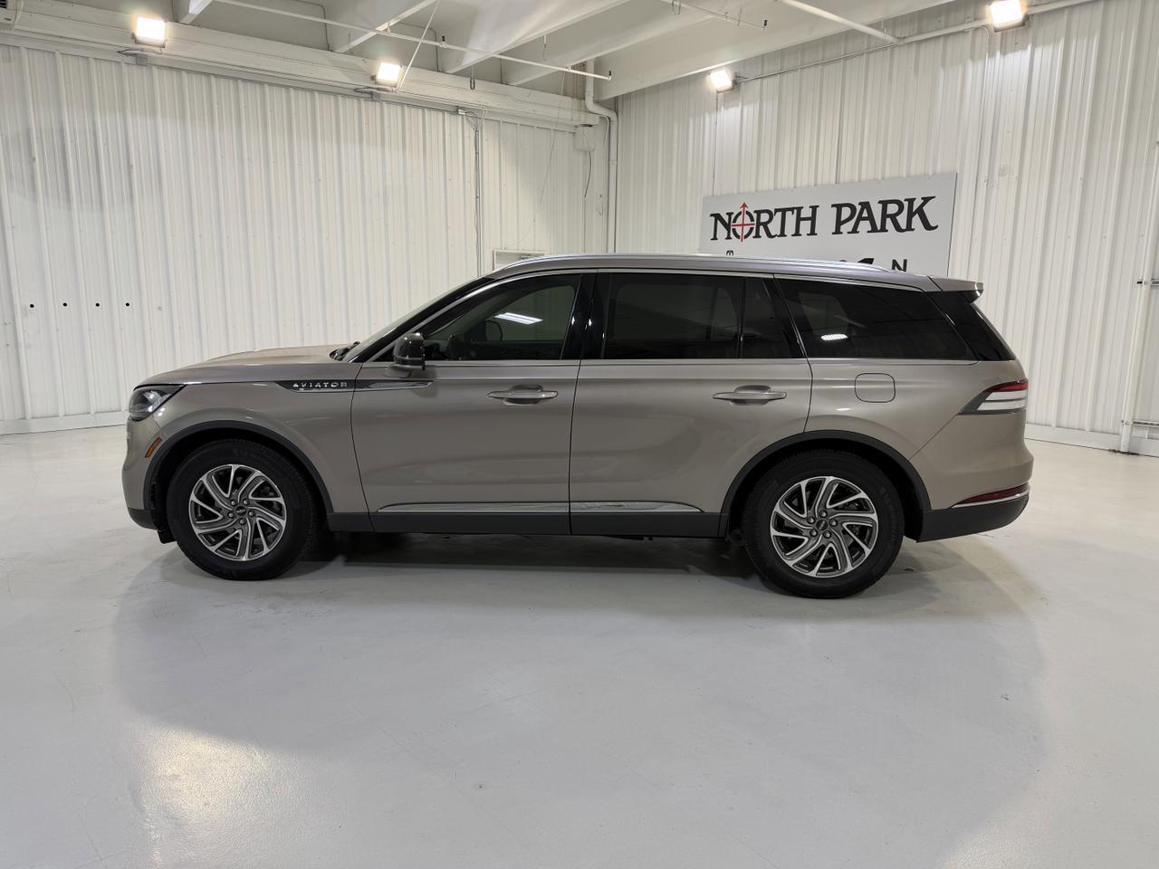 2021 Lincoln Aviator Standard