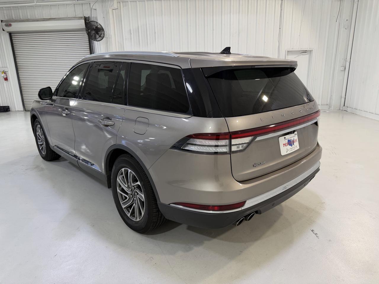 2021 Lincoln Aviator Standard