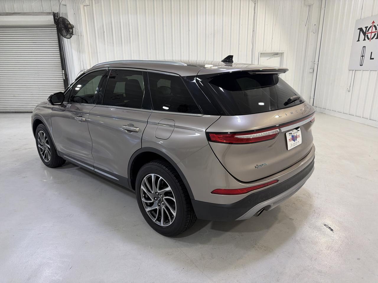 2021 Lincoln Corsair Standard