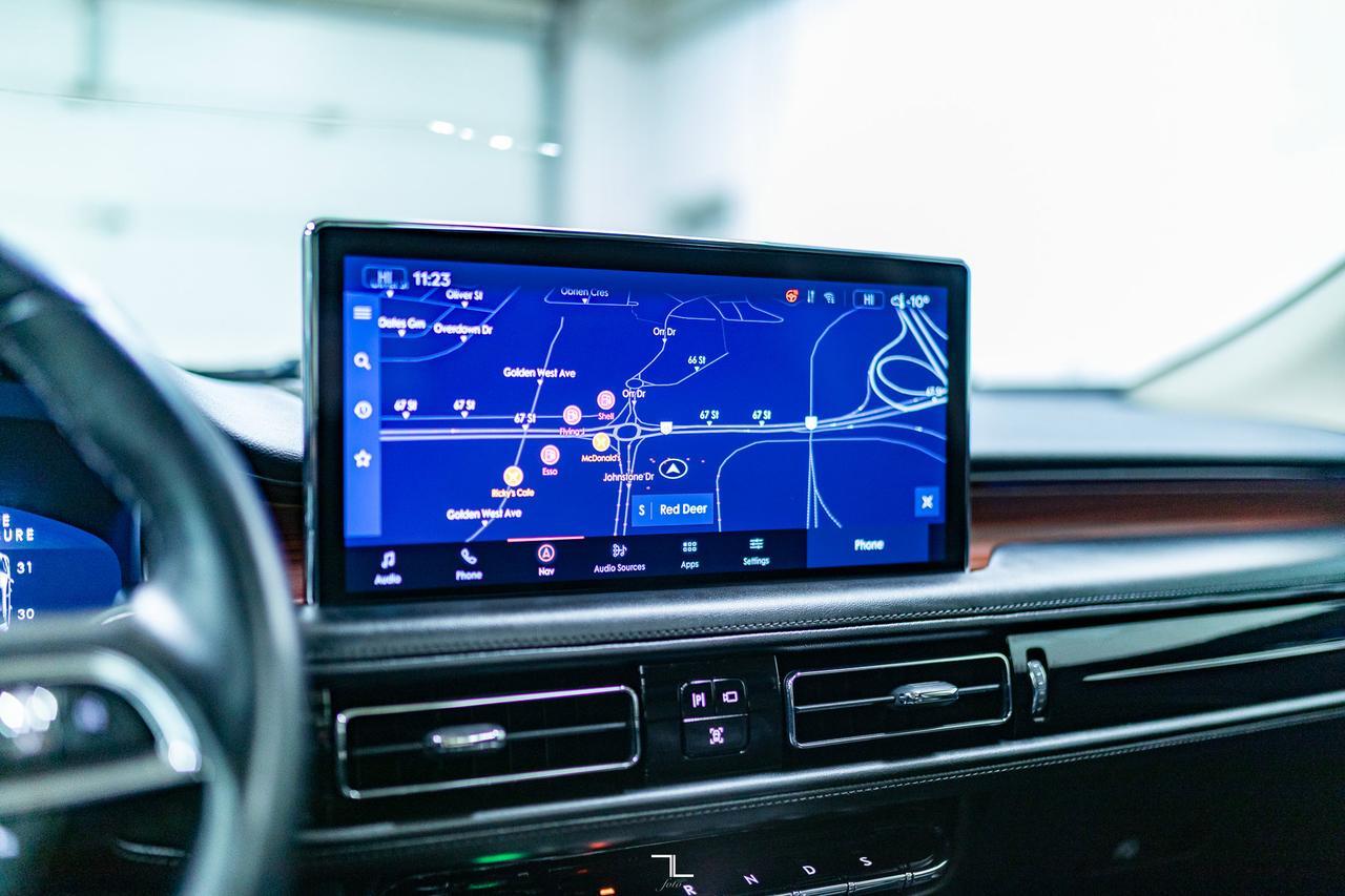 2021 Lincoln Nautilus AWD Reserve Leather Roof Nav BCam Red Deer AB