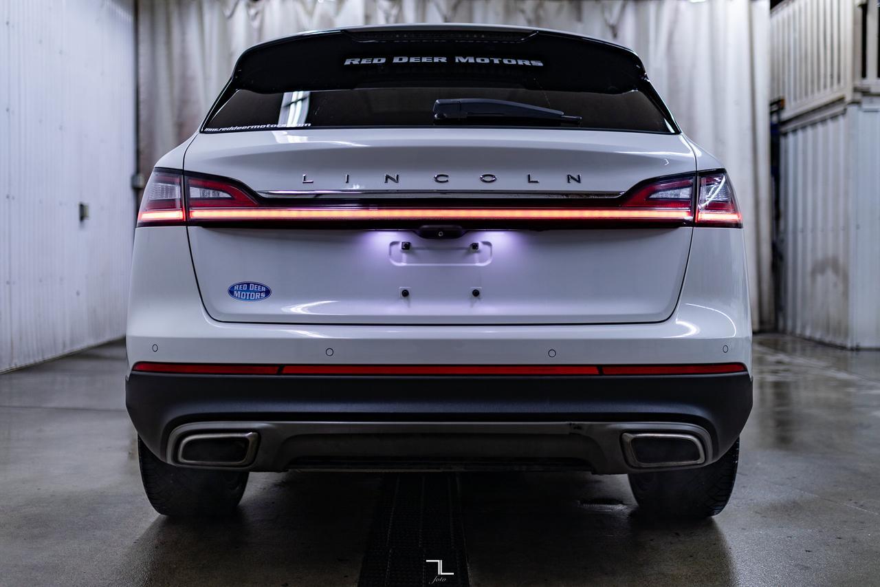 2021 Lincoln Nautilus AWD Reserve Leather Roof Nav BCam Red Deer AB