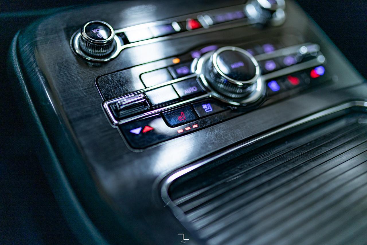 2021 Lincoln Nautilus AWD Reserve Leather Roof Nav BCam Red Deer AB