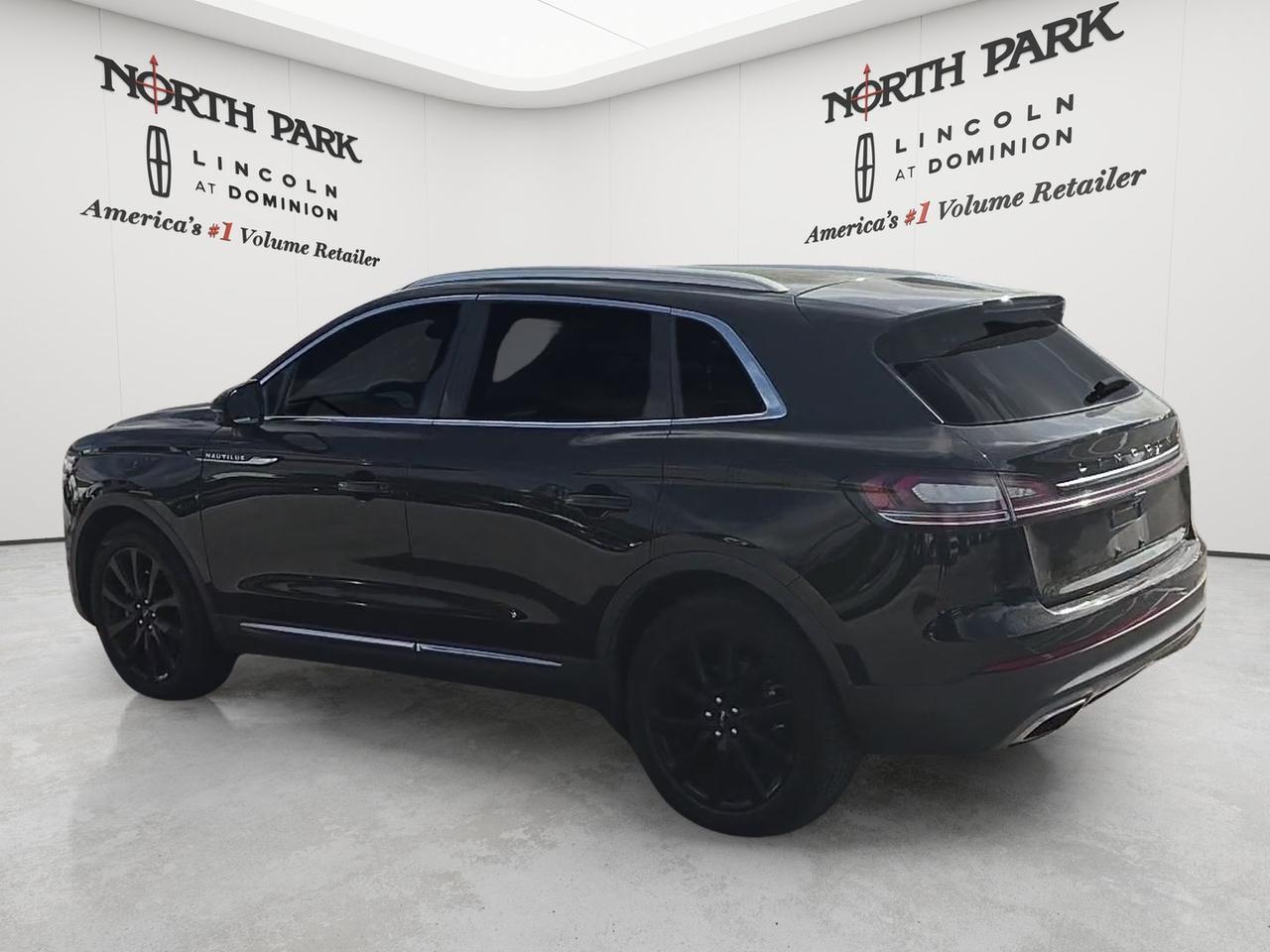2021 Lincoln Nautilus Reserve