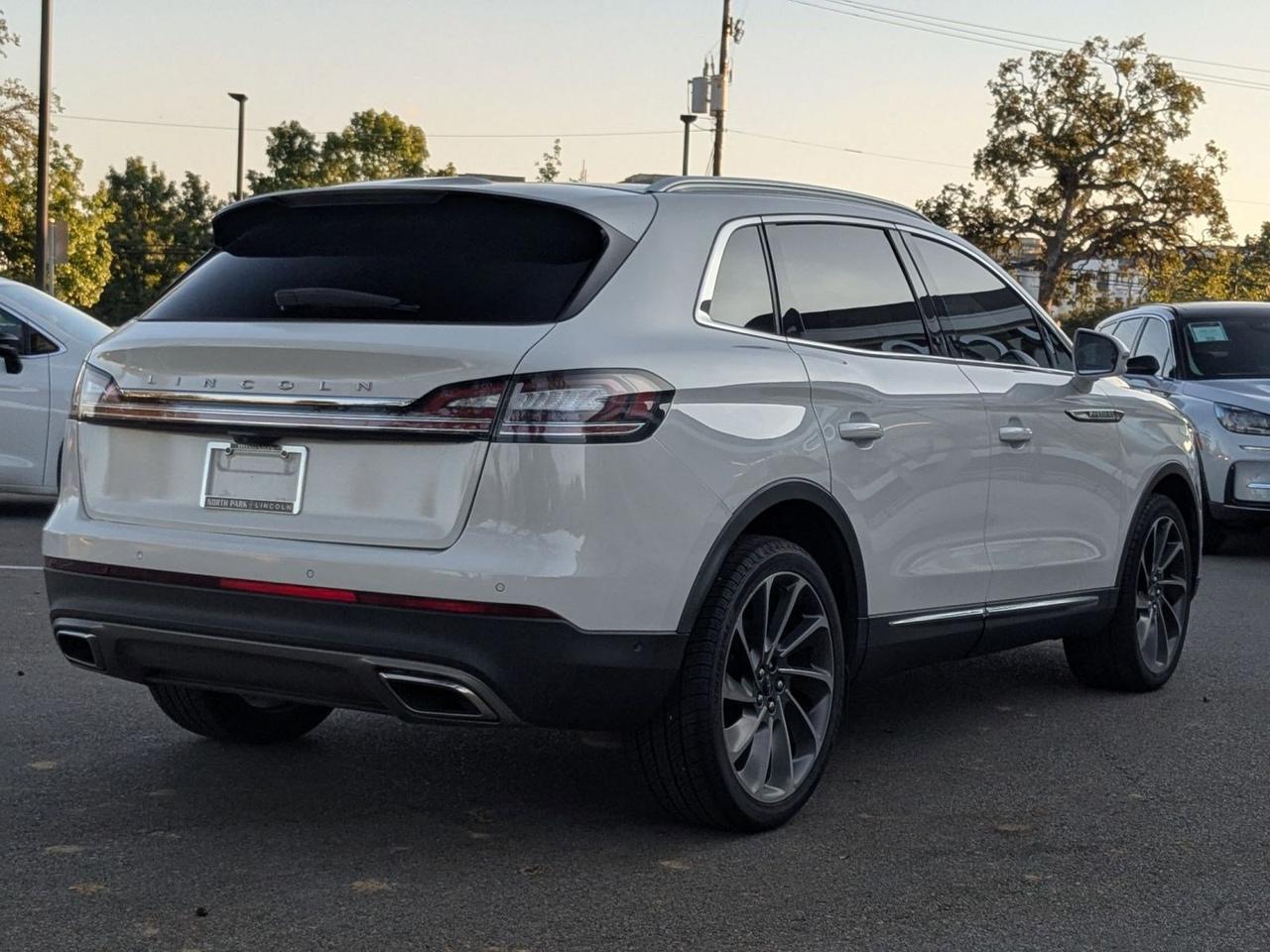 2021 Lincoln Nautilus Reserve