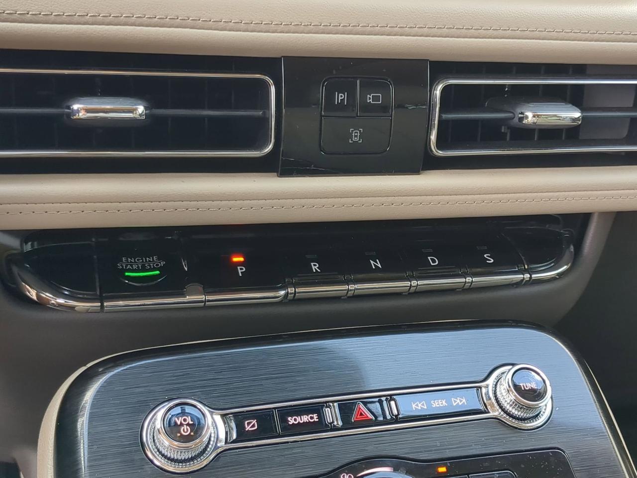 2021 Lincoln Nautilus Reserve