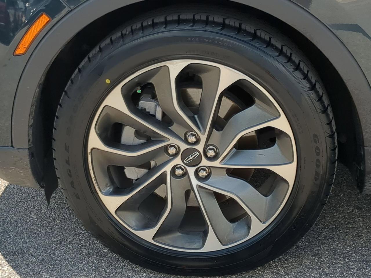 2021 Lincoln Nautilus Reserve