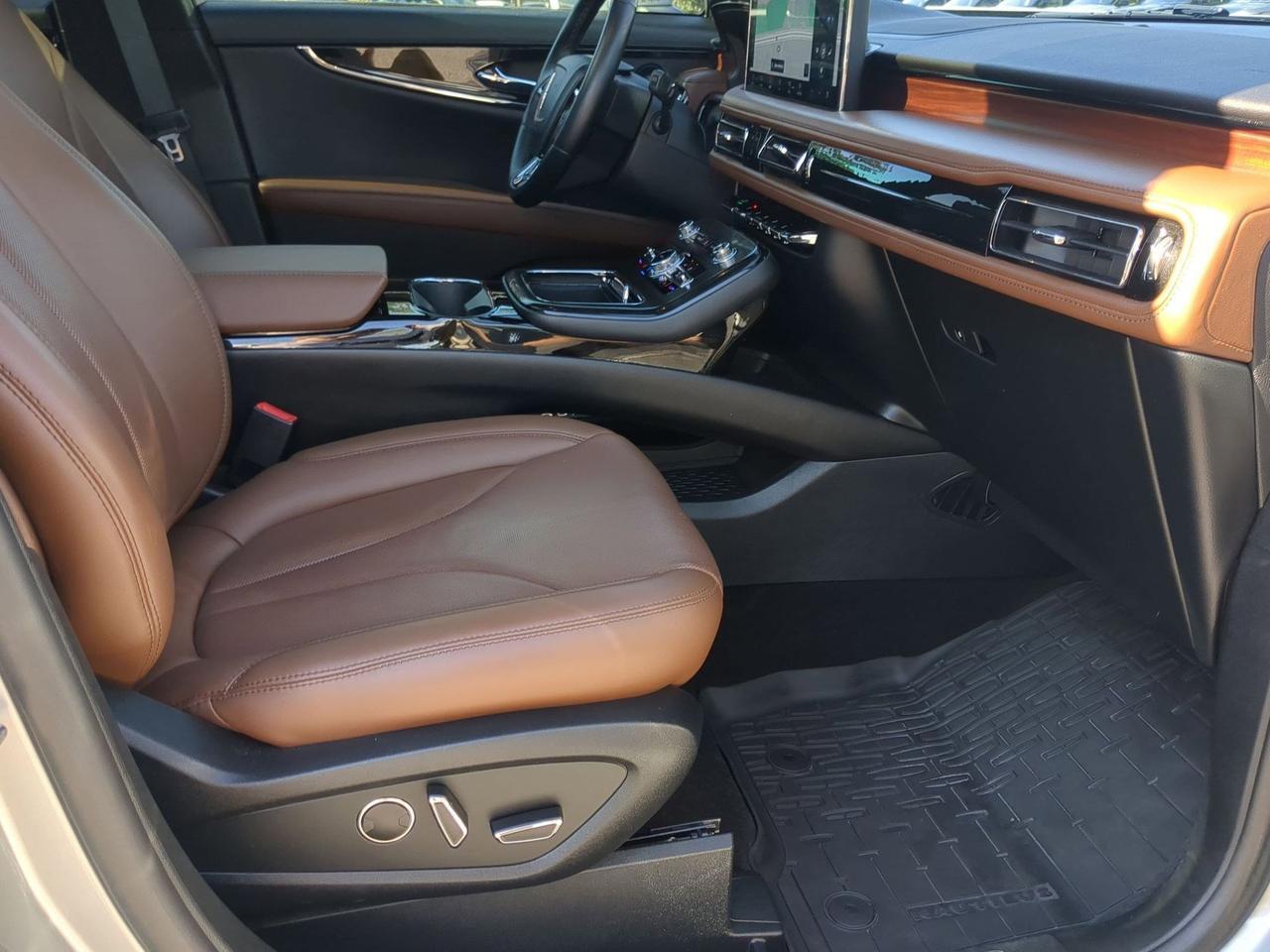 2021 Lincoln Nautilus Reserve