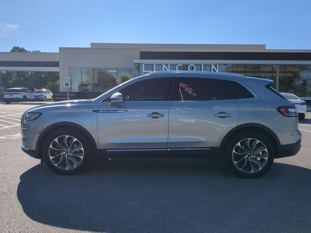 2021 Lincoln Nautilus Reserve