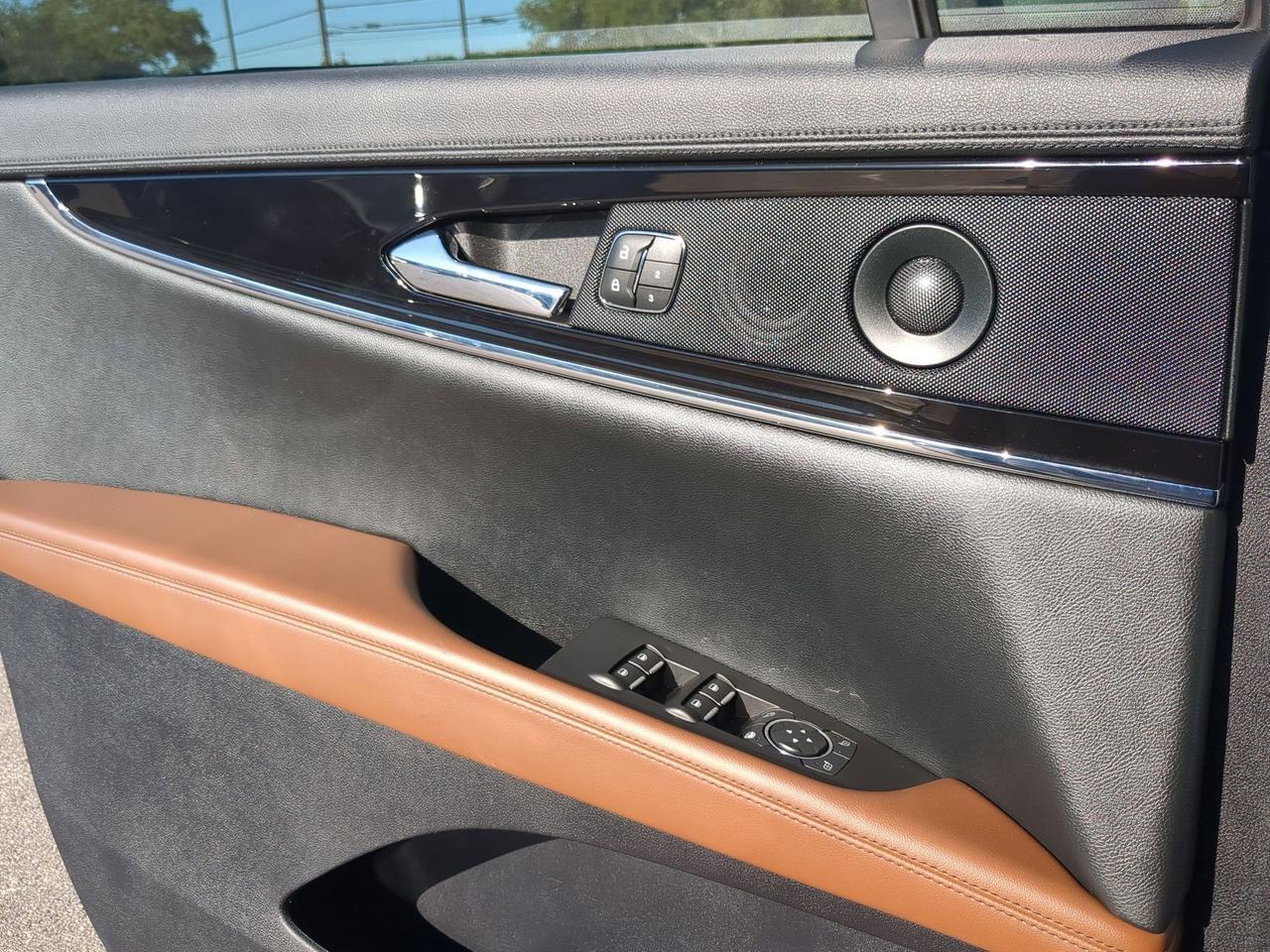 2021 Lincoln Nautilus Reserve