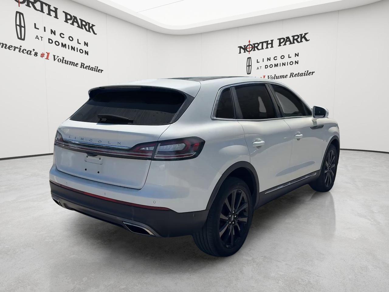 2021 Lincoln Nautilus Reserve