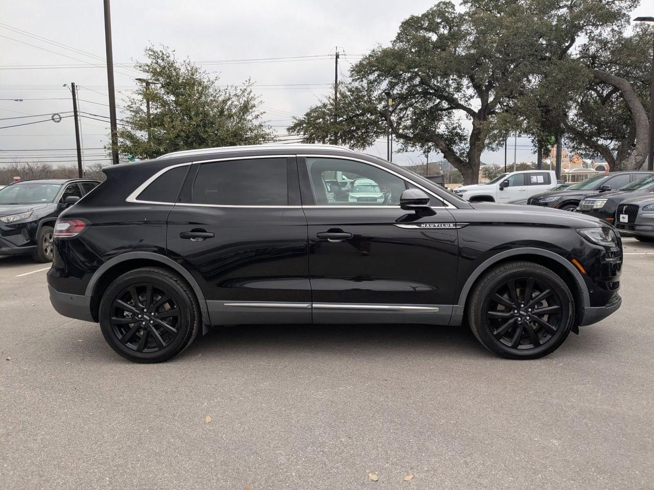 2021 Lincoln Nautilus Reserve