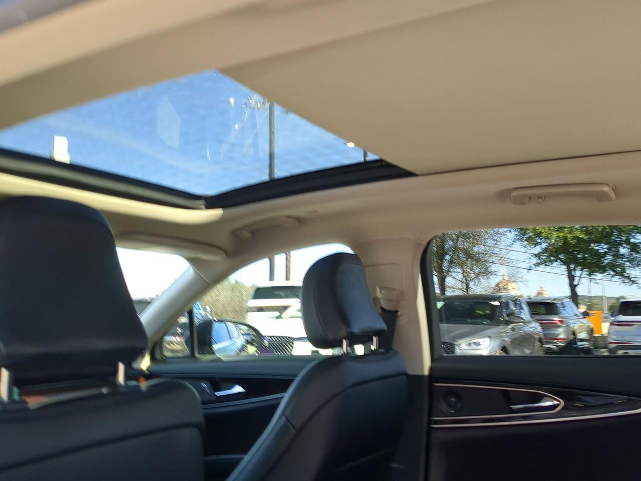 2021 Lincoln Nautilus Reserve