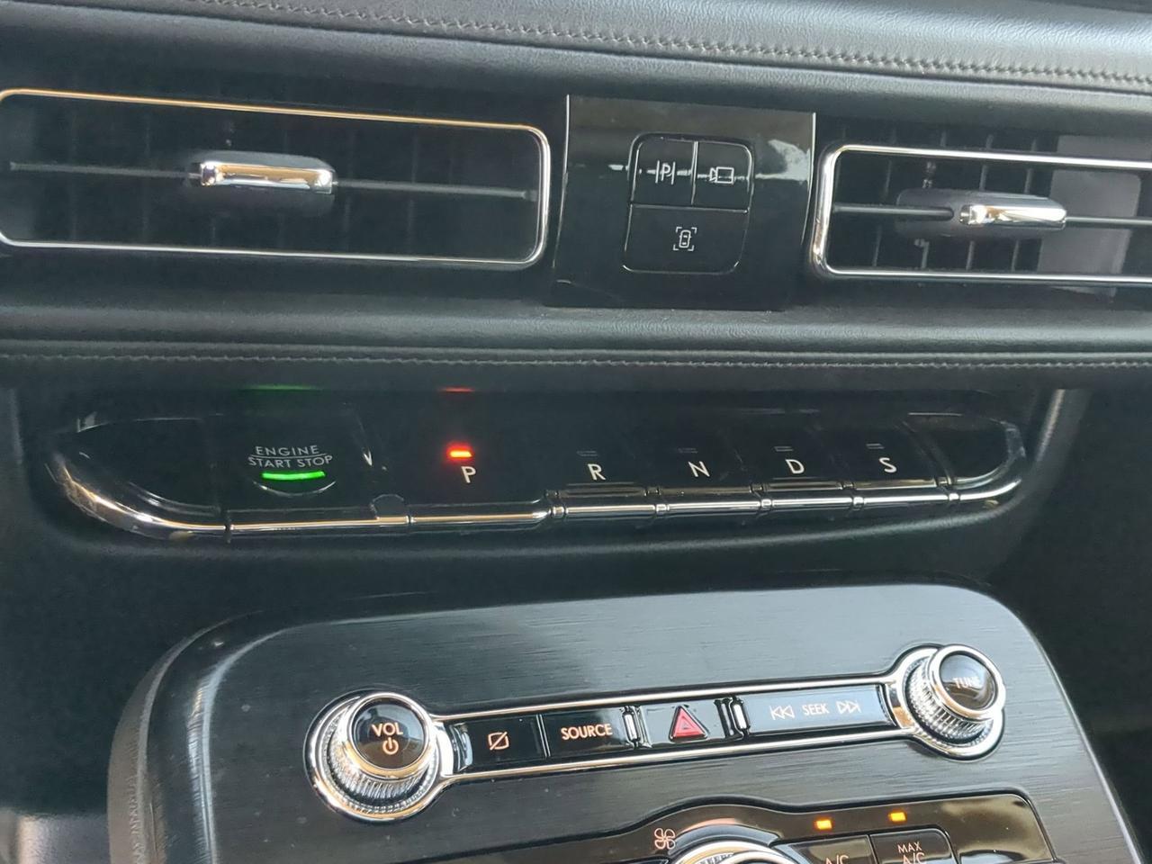 2021 Lincoln Nautilus Reserve