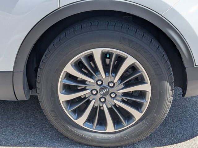2021 Lincoln Nautilus Standard