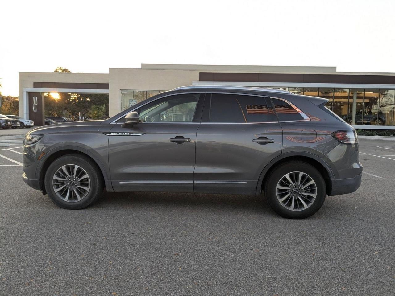 2021 Lincoln Nautilus Standard