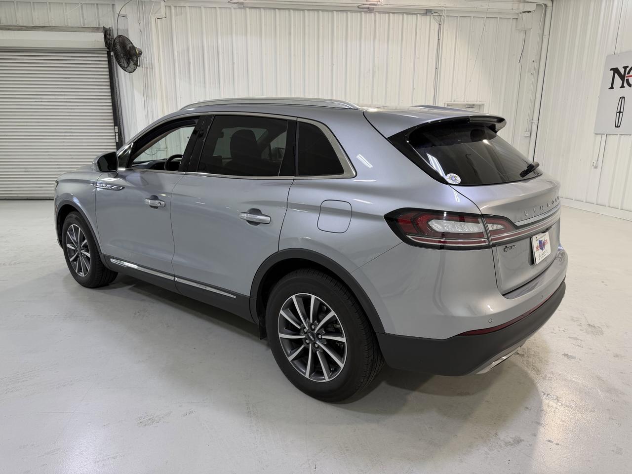 2021 Lincoln Nautilus Standard