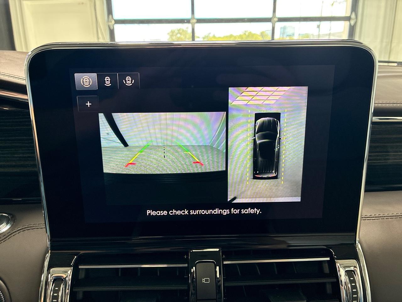 2021 Lincoln Navigator Black Label, Captain&apos;s Chairs w/ Pass Thru, Cargo Convenience Pkg Houston TX