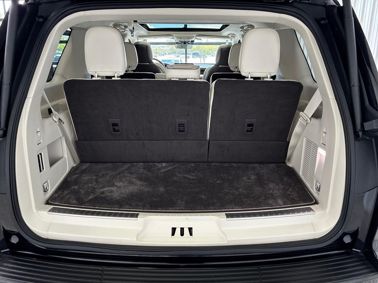 2021 Lincoln Navigator Black Label, Captain&apos;s Chairs w/ Pass Thru, Cargo Convenience Pkg Houston TX