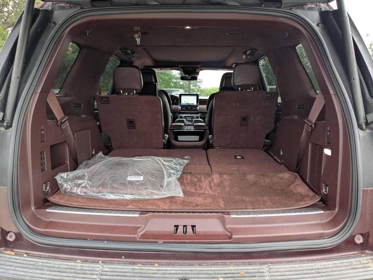 2021 Lincoln Navigator Black Label