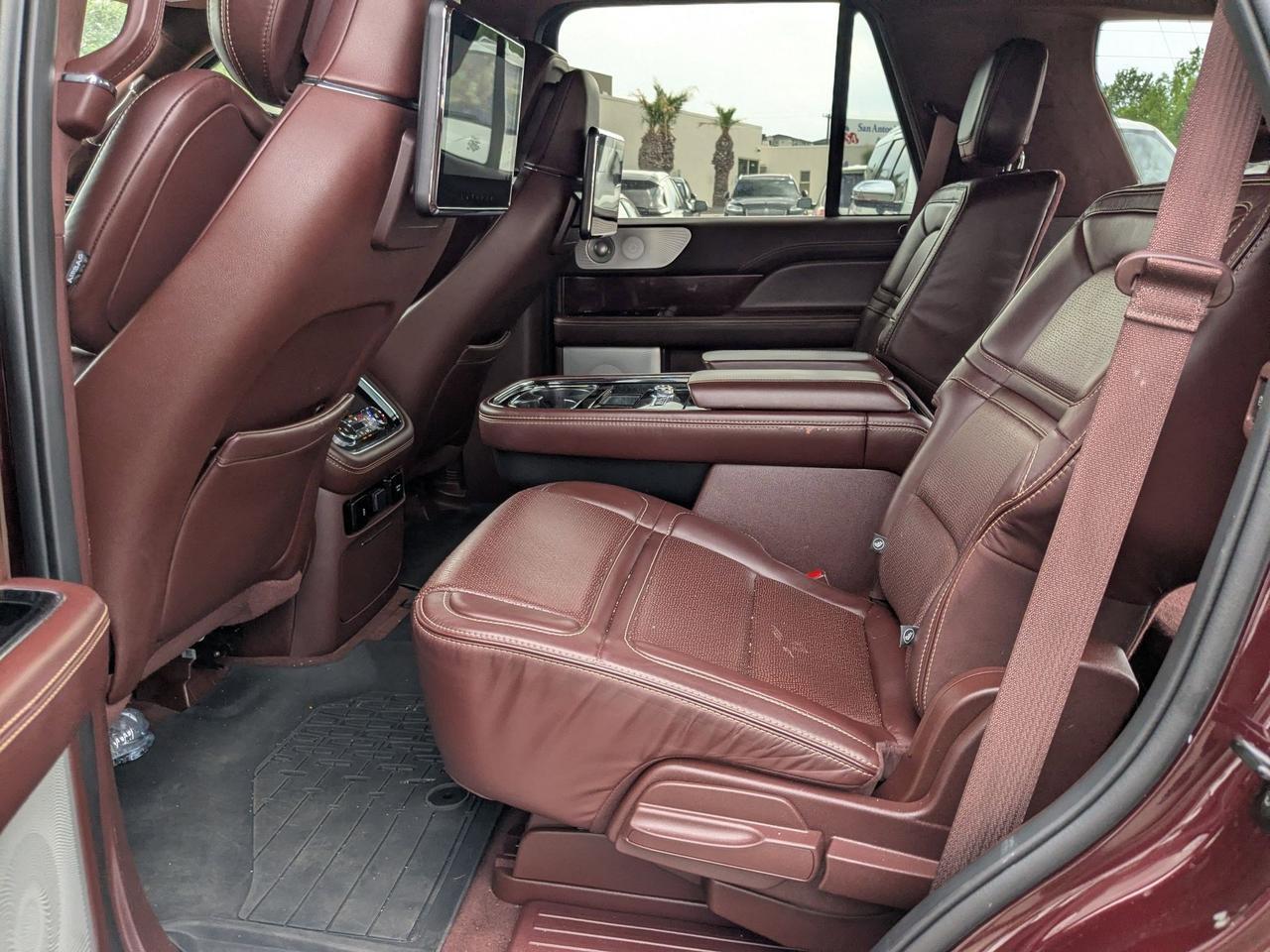 2021 Lincoln Navigator Black Label