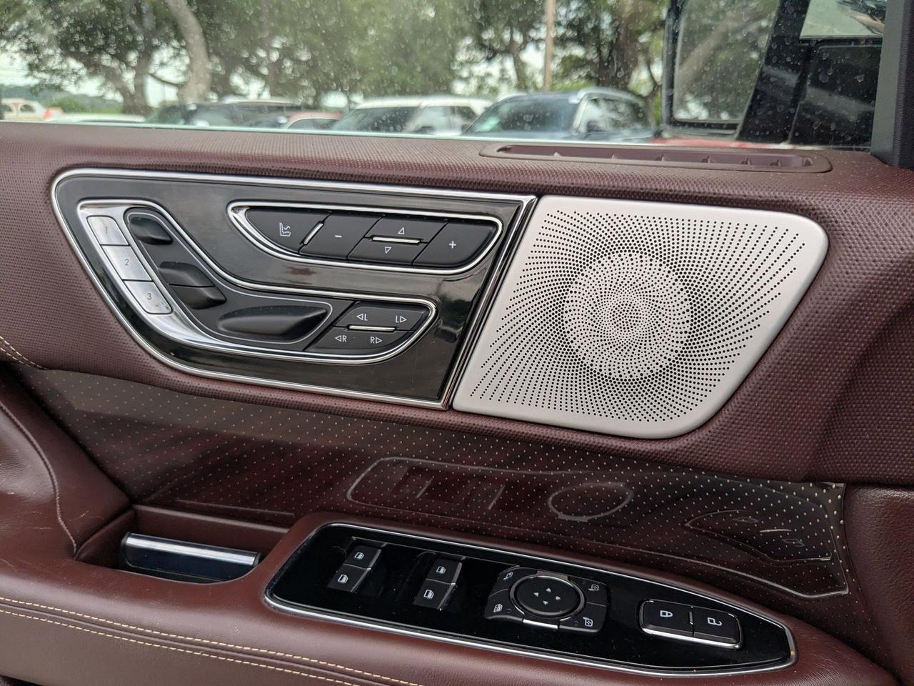 2021 Lincoln Navigator Black Label