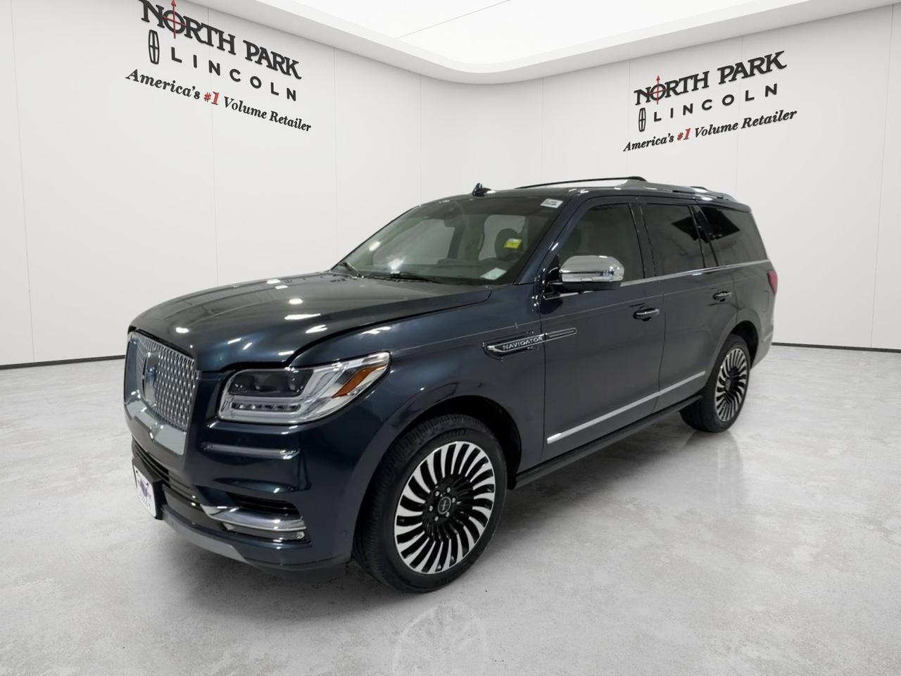 2021 Lincoln Navigator Black Label