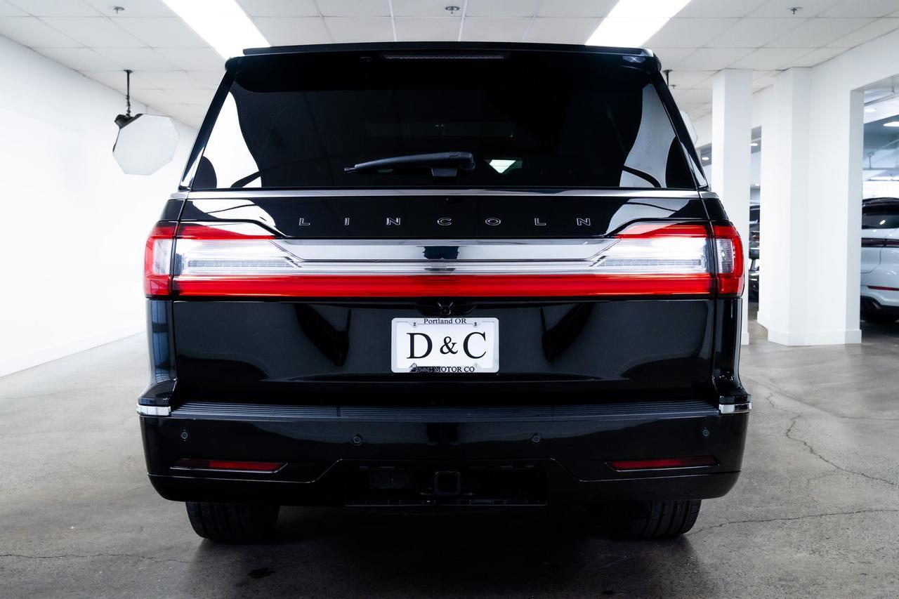 2021 Lincoln Navigator Black Label Second Row Captains Chairs Rear Entertainment Portland OR