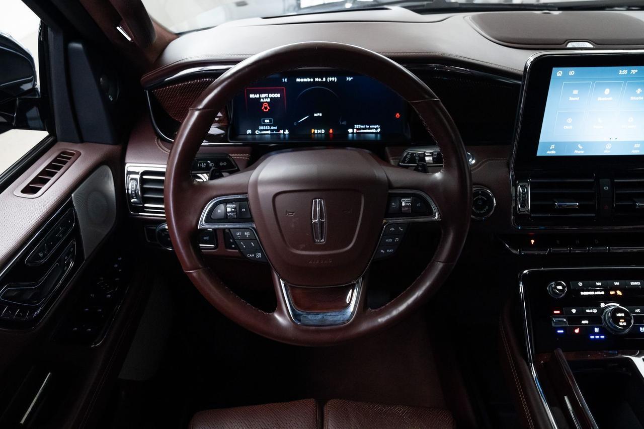 2021 Lincoln Navigator Black Label Second Row Captains Chairs Rear Entertainment Portland OR