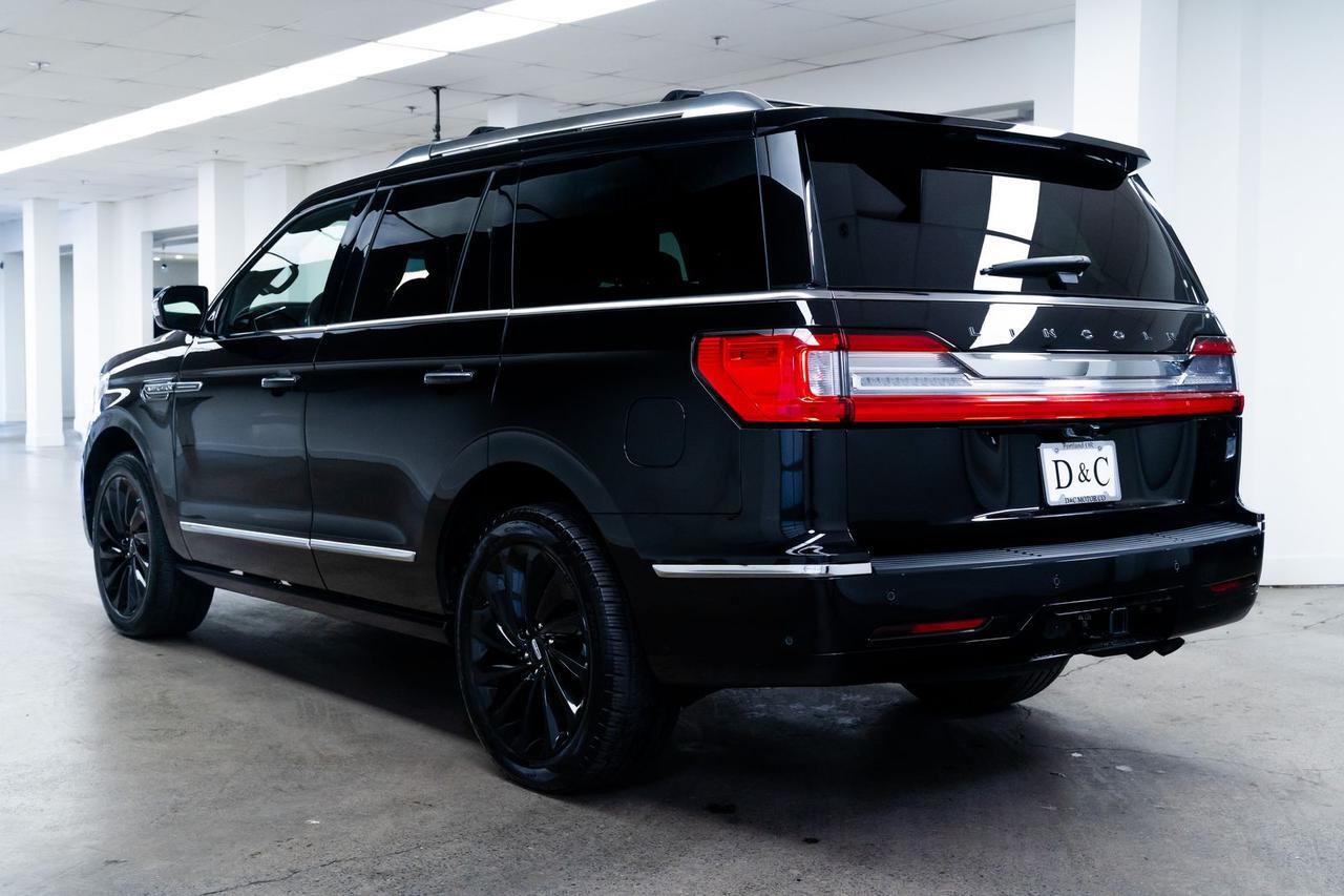 2021 Lincoln Navigator Black Label Second Row Captains Chairs Rear Entertainment Portland OR