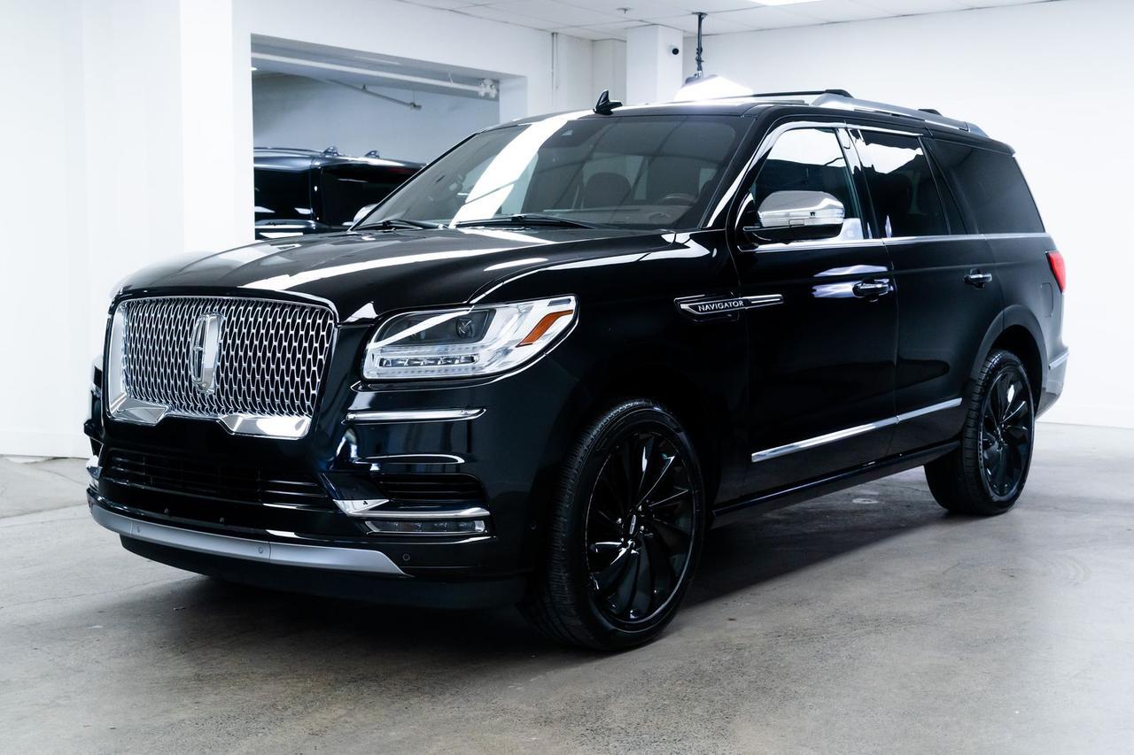 2021 Lincoln Navigator Black Label Second Row Captains Chairs Rear Entertainment Portland OR