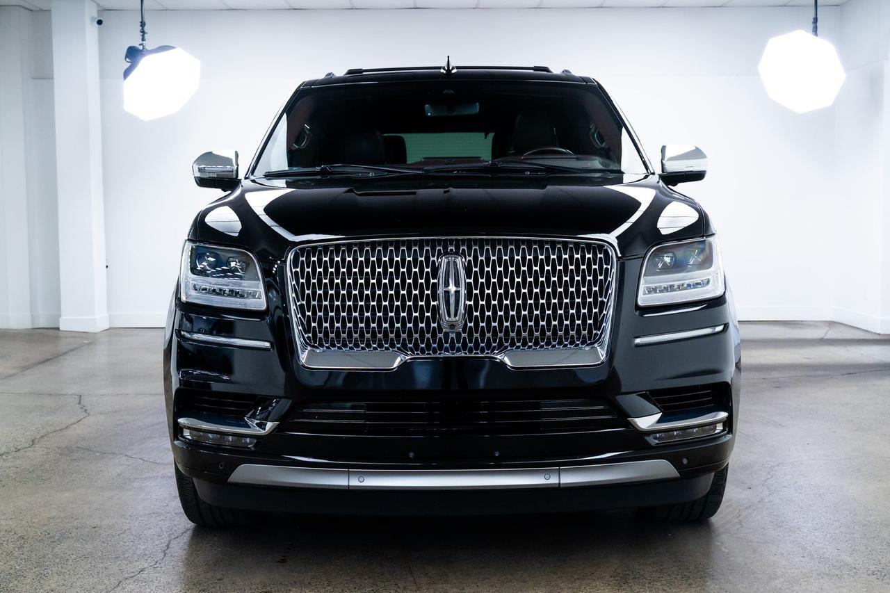 2021 Lincoln Navigator Black Label Second Row Captains Chairs Rear Entertainment Portland OR