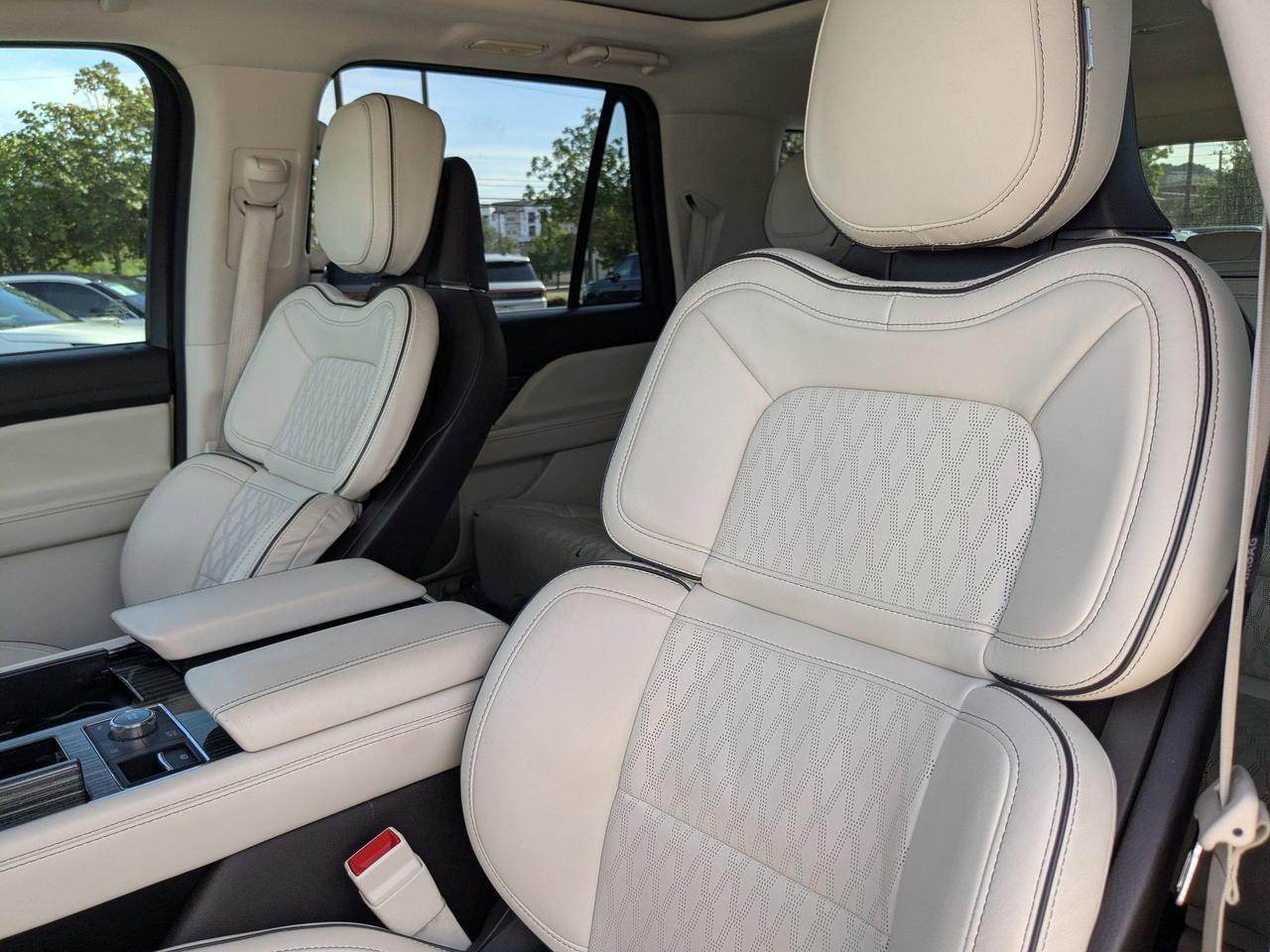 2021 Lincoln Navigator L Black Label