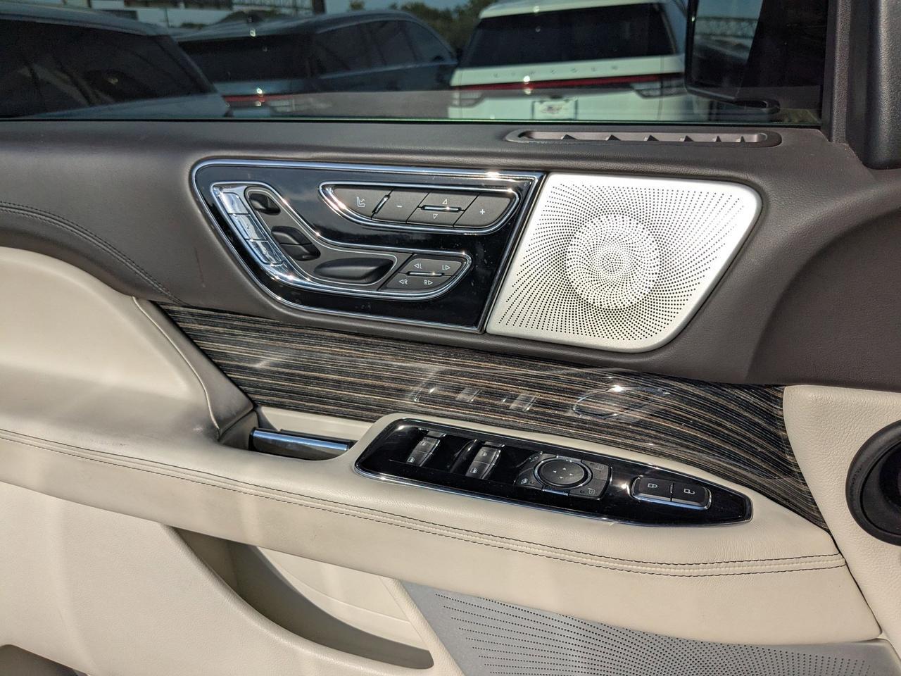 2021 Lincoln Navigator L Black Label